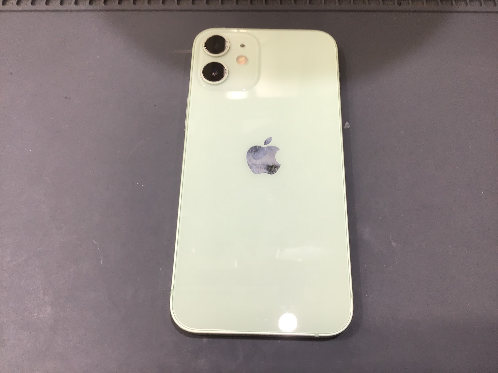 iPhone12miniのバッテリー持ち、そろそろ悪くなってきていませんか？スマホ修理工房橋本駅店にご相談ください！！